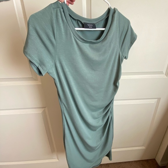 ✨HP✨ NWOT Vici Dress - Picture 5 of 8